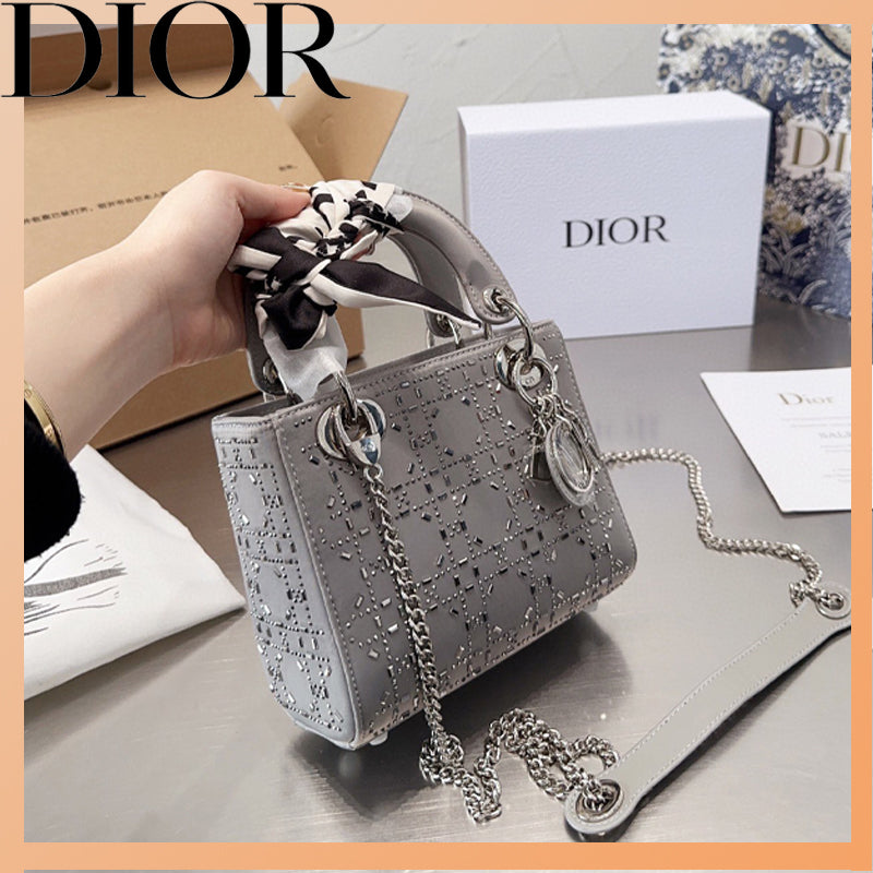 大人気【LADY DIOR】カナージュ サテン ミニバッグ