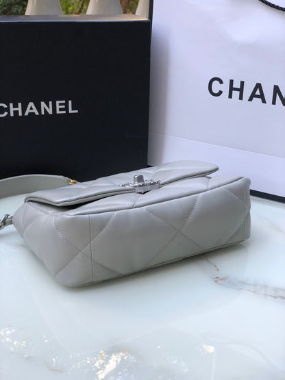 Chanel 19 small 1160