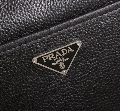 【PRADA 公式旗艦店】プラダ ショルダーバッグ 当日出荷 好評に付き再入荷！25*27*5CM