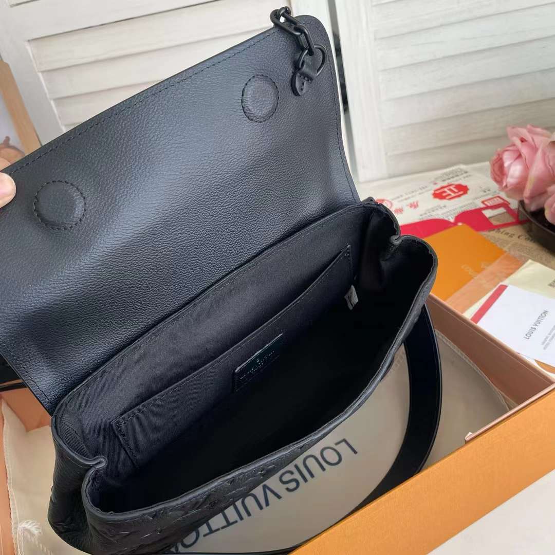 【外出のお供に♪】Louis Vuitton ショルダーバッグ 24*19CM