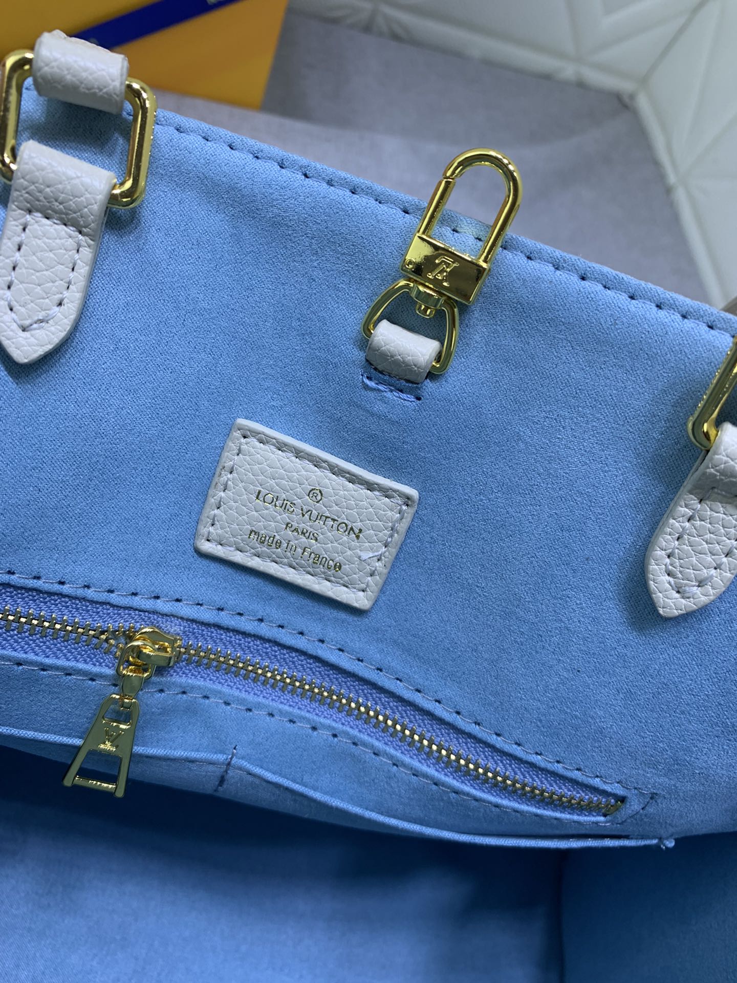 Louis Vuitton(ルイヴィトン) ONTHEGO ミディアム ハンドバッグ