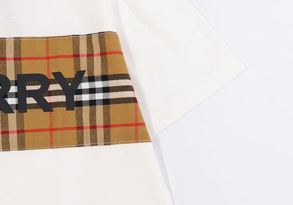 【Burberry】男女兼用、ご好評に付き再入荷！