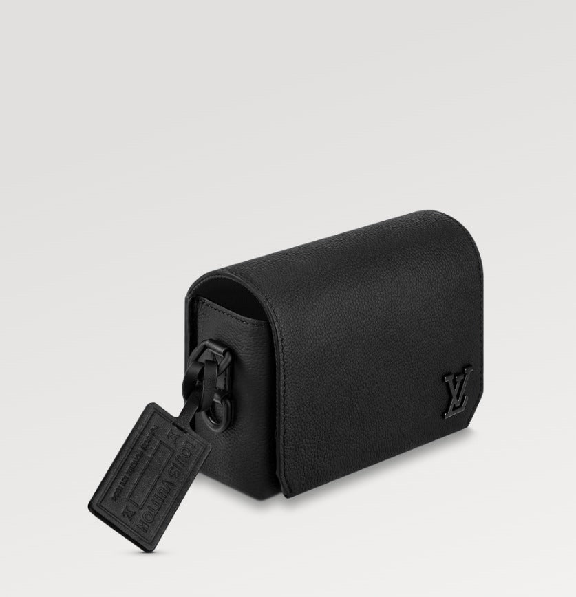 【雑誌 GQ 掲載】LV☆ファストライン・ウエアラブル ウォレット M82085