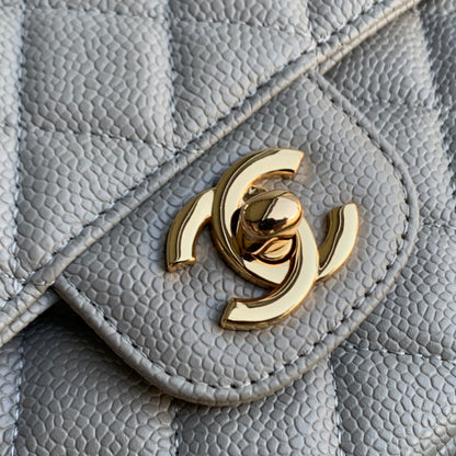 Chanel Flap Bag 1112
