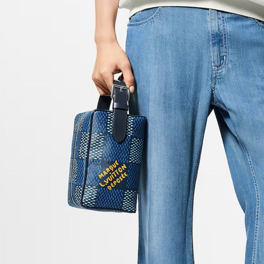 クール☆【LOUIS VUITTON】ロッカー ドップキット ポーチバッグ N40747