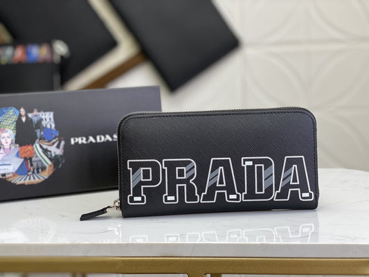 PRADA(プラダ) 財布19x12cm
