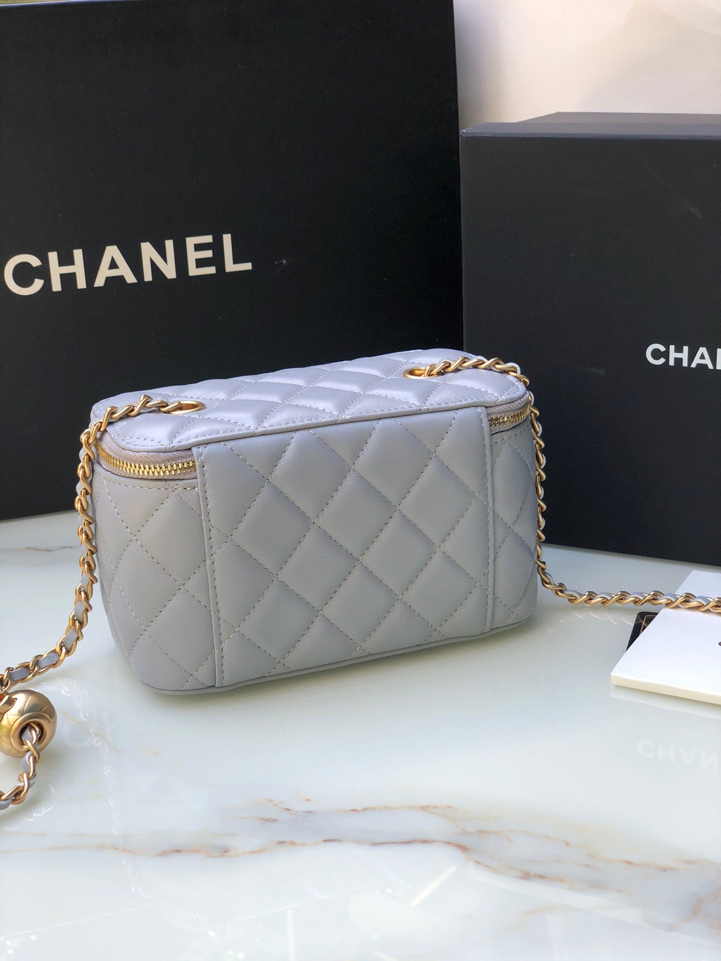 Chanel Classic Vanity 22C Bag with Chain AP2303