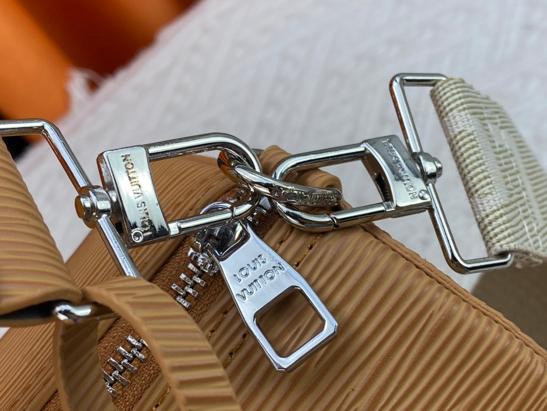 Louis Vuitton◇SoftPolochon ソフト筒型バッグ M46691