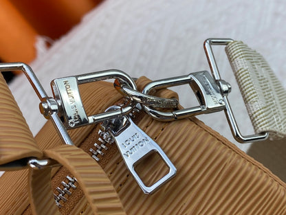 Louis Vuitton◇SoftPolochon ソフト筒型バッグ M46691