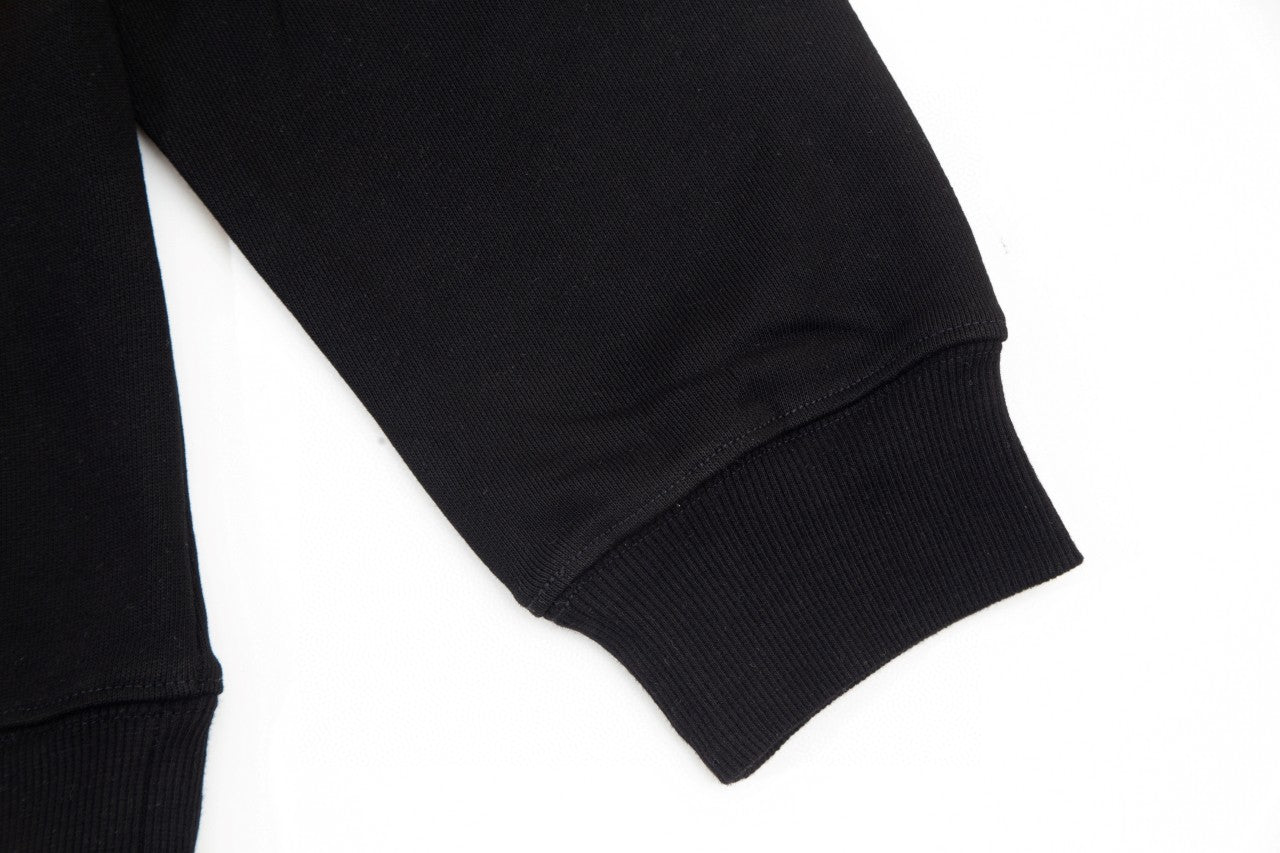 【 Burberry 旗艦店】ご好評に付き再入荷！！