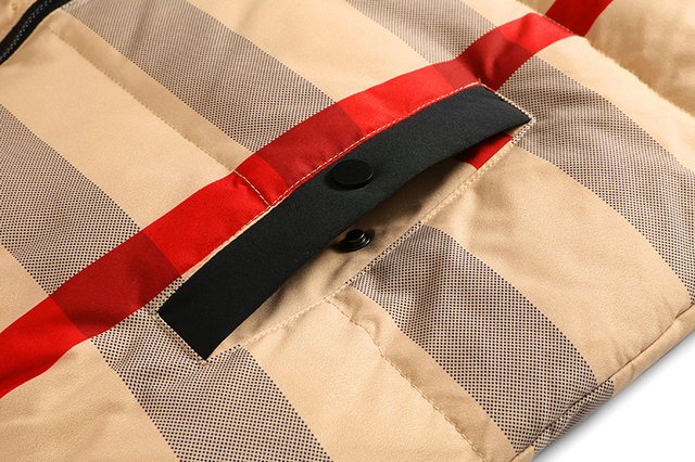 Burberry (バーバリー) ダウンジャケット