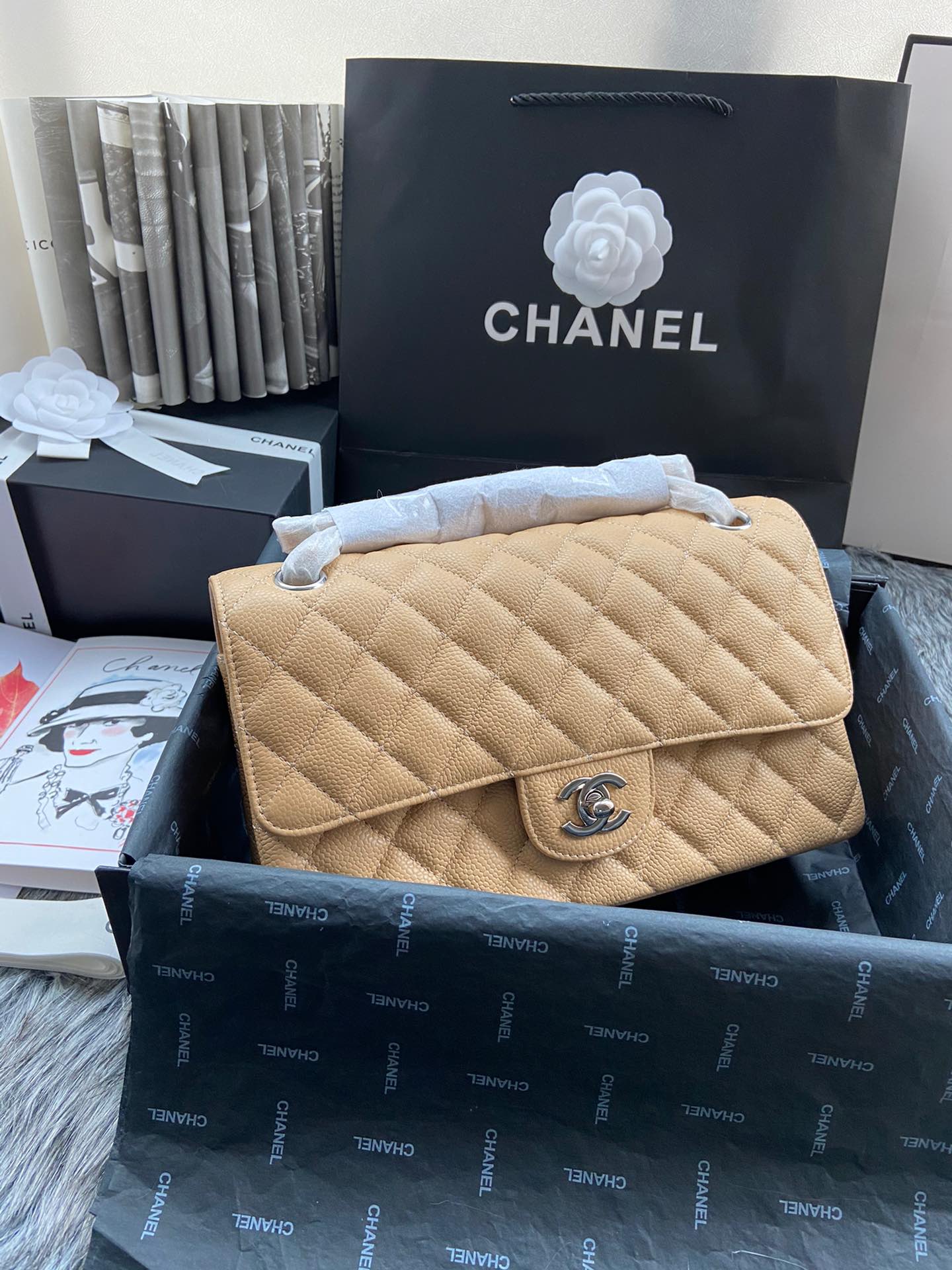 Chanel Flap Bag 1112