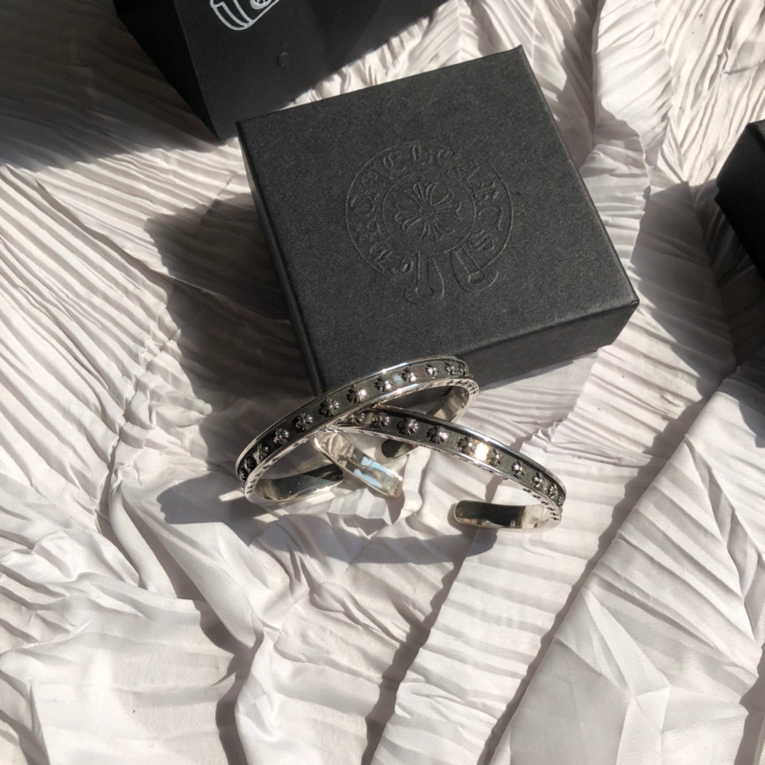 Chrome Hearts(クロムハーツ)男女共に愛されるブレスレット