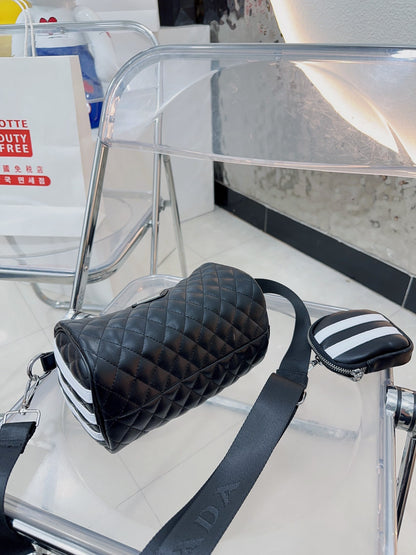 【PRADA 公式旗艦店】プラダ ショルダーバッグ 当日出荷 好評に付き再入荷！29*17*6.5CM