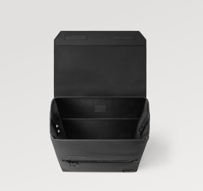 シルエットが美しい Louis Vuitton ファストライン バッグパック M21367