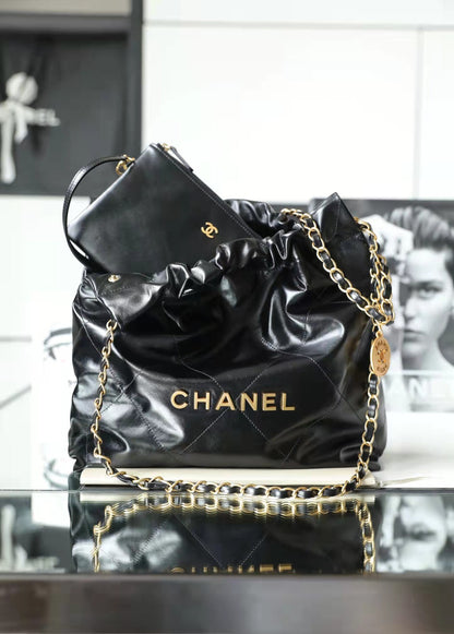 Chanel 22 Medium AS3261