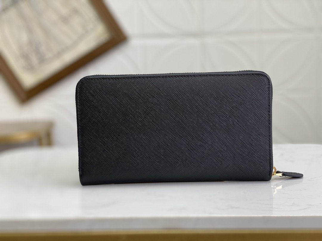 PRADA(プラダ) 財布 21x12cm