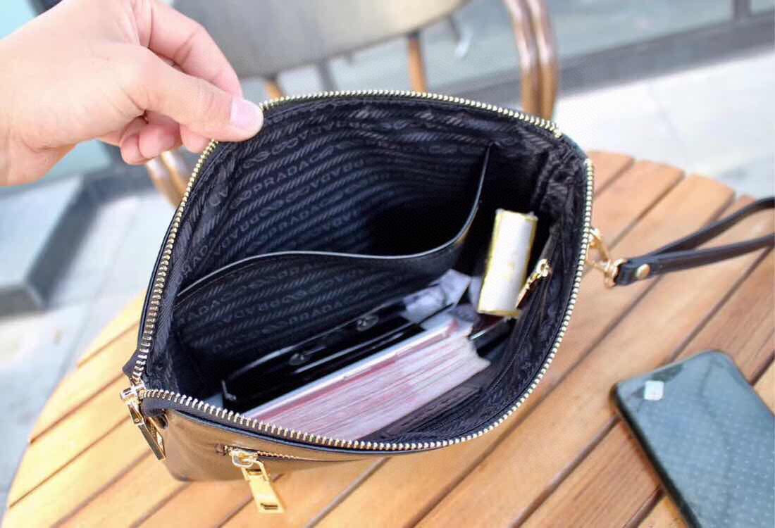 【PRADA 公式 旗艦店】プラダ クラッチバッグ当日出荷 好評に付き再入荷！28*18.5*3CM