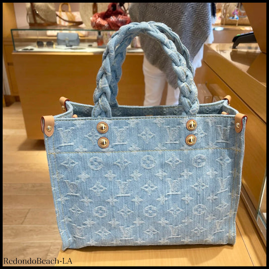 LouisVuitton ブルーデニムデニムスクエアバッグシリーズ M46993 M47054