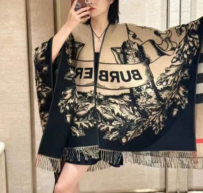 【BURBERRY バーバリー 】バーバリー最新作ナイトウォーホース両面ジャガードショールケープ‼ ️定番中の定番