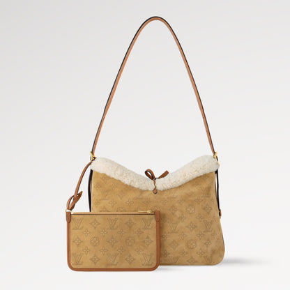 【秋冬お出かけバッグ◎】Louis Vuitton キャリーオール バッグ