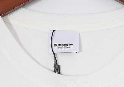 【Burberry】男女兼用、ご好評に付き再入荷！