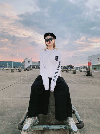 【BURBERRY】男女兼用 ご好評に付き再入荷！