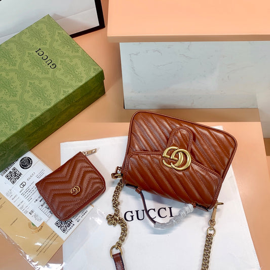 【GUCCI】グッチ 583571 キャラメルカラー ポータブル ダブルG