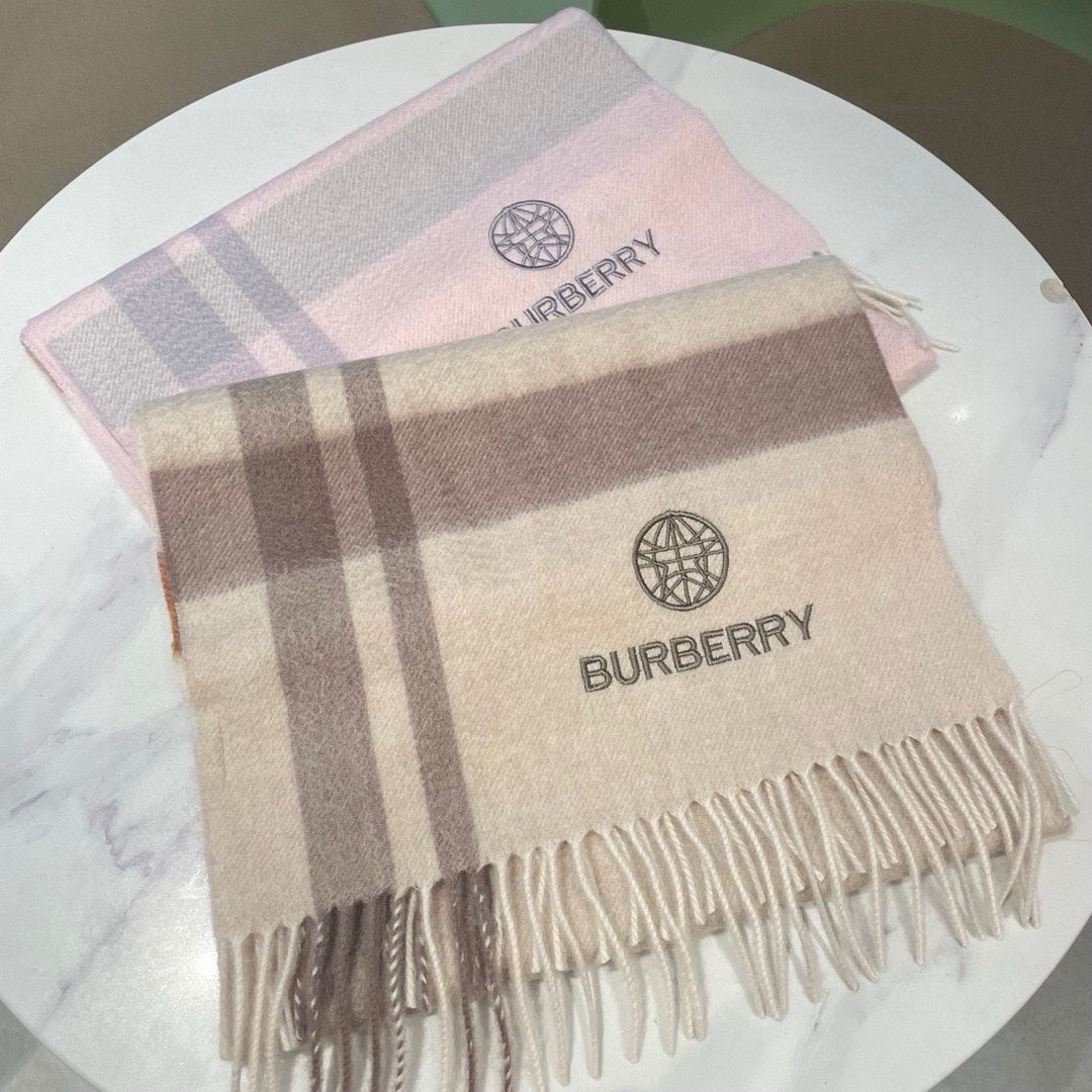 【BURBERRY バーバリー】スカーフ32*180CM 241108
