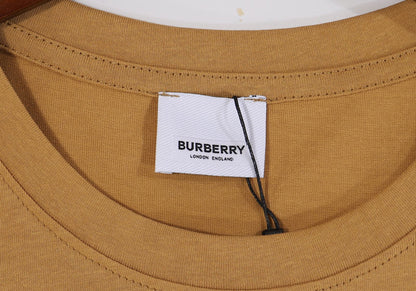 【Burberry】男女兼用、ご好評に付き再入荷！