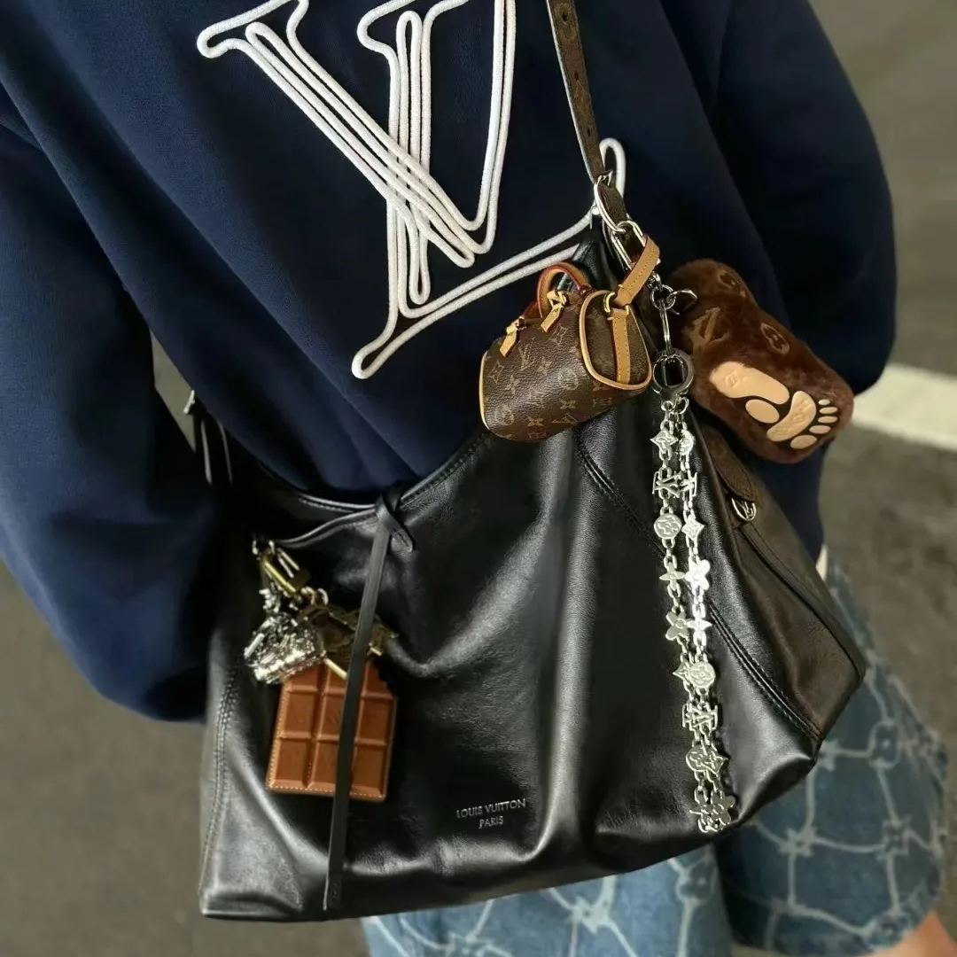 LOUIS VUITTON carryall メッセンジャーバッグ【送料無料】