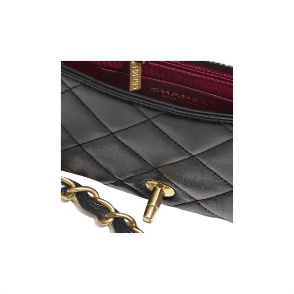 CHANEL (シャネル)メッセンジャーバッグ 20*7*15cm