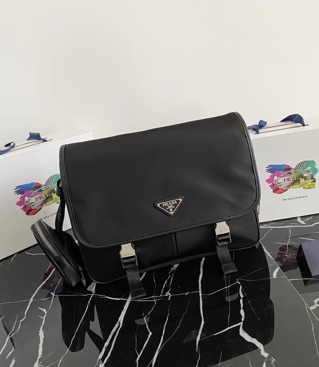 【 PRADA 公式旗艦店】プラダ ショルダーバッグ 当日出荷 好評に付き再入荷！32*24*12CM