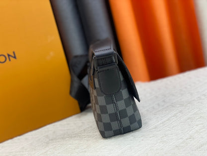 【人気】LV S-Cape モノグラムメッセンジャーバッグ ショルダー M46794 M23741