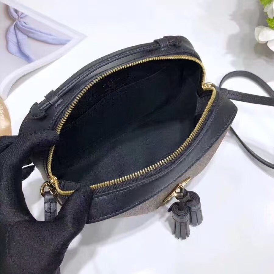 可愛い新色♪ Louis Vuitton Saint-Tonge