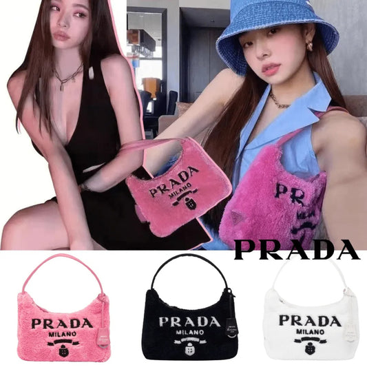 【2022秋冬新作 】Vivi 雑誌掲載！韓国の宋智雅さん愛用のPrada Hoboバッグ