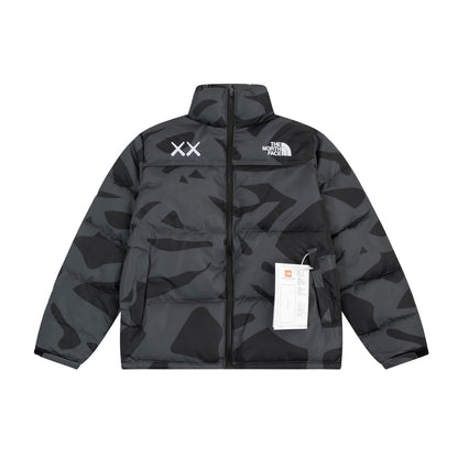 【The North Face】KAWS1996 ダウンジャケット ご好評に付き再入荷！