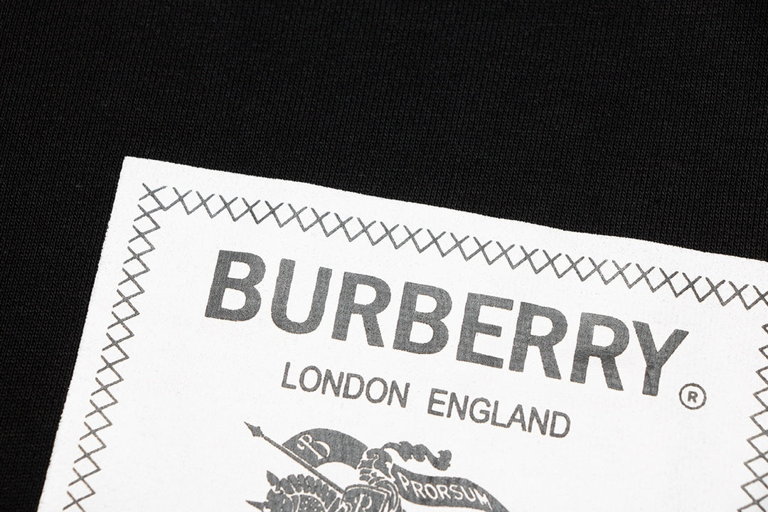 【 Burberry 旗艦店】ご好評に付き再入荷！！