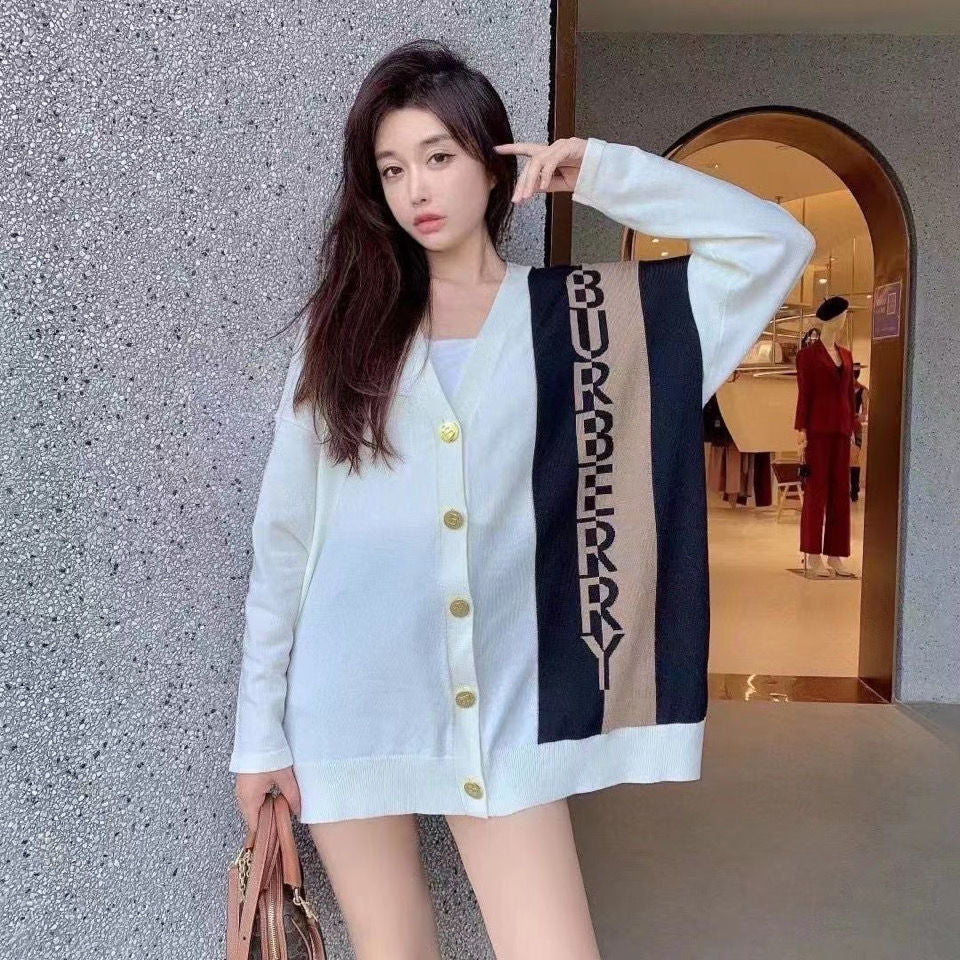 🥼Burberry カーディガンセーター【50%オフ+送料無料】