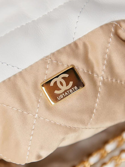 CHANEL 22 Bag Mini AS3980