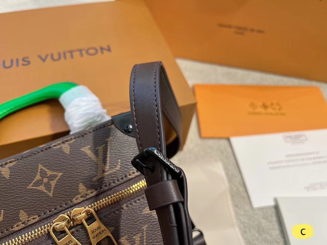 L&v バーティカルボックストランク ハンドバッグ ショルダーバッグ