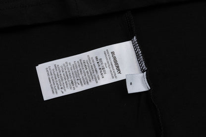 🔥2 つのうち 1 つが無料になります🔥🔥【BURBERRY 公式旗艦店】バーバリー Tシャツ ご好評に付き再入荷！