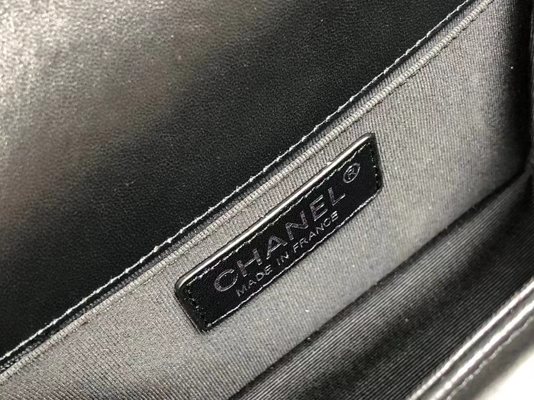 Chanel BOY CHANEL Small A67085