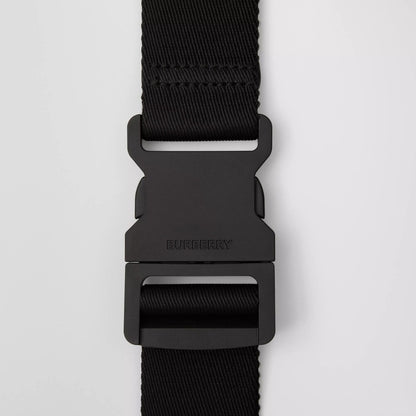 新作【BURBERRY】バーバリー ソニー ナイロン バナナバッグ