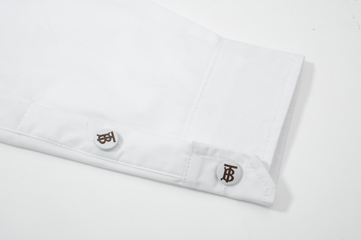 【BURBERRY 公式旗艦店】バーバリー シャツ ご好評に付き再入荷！