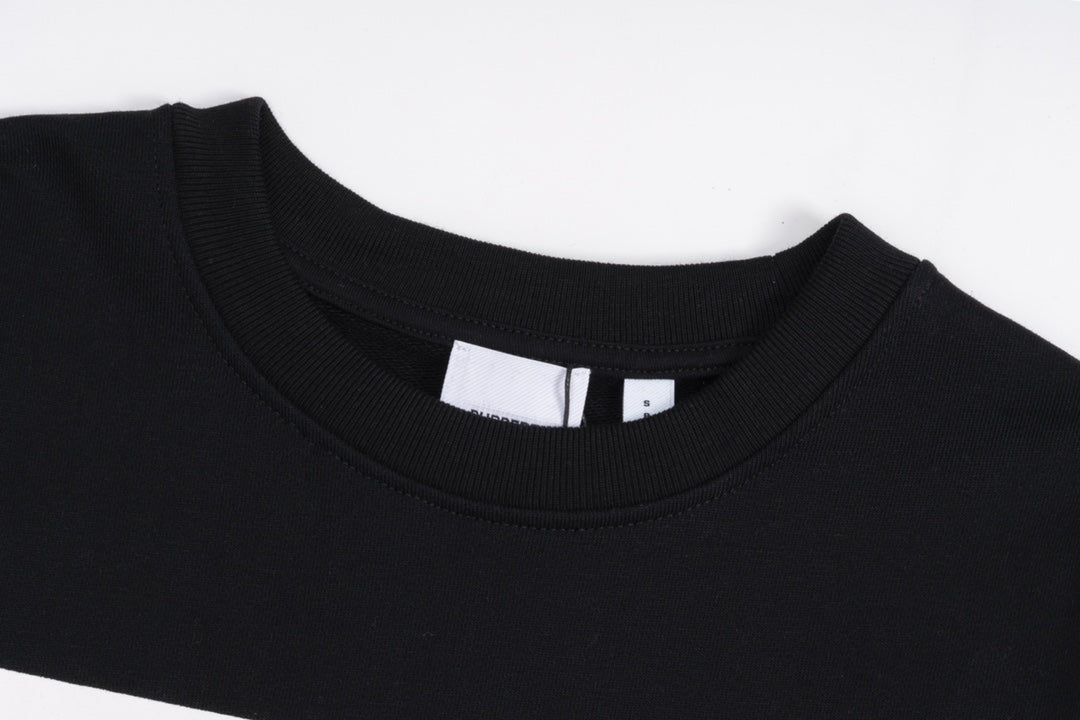 【 Burberry 旗艦店】ご好評に付き再入荷！！