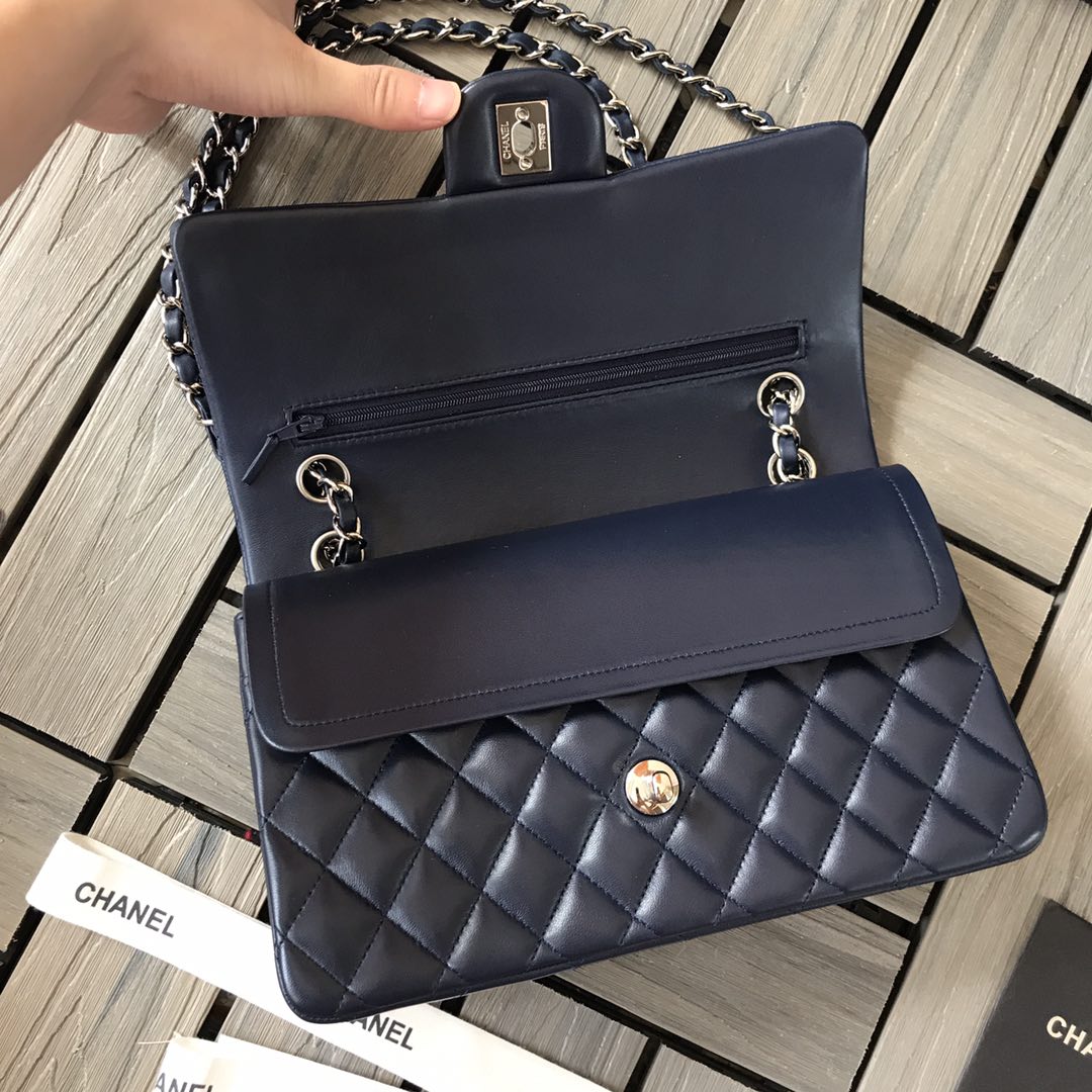 Chanel Flap Bag 1112