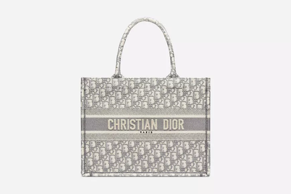 【DIOR】(大人気)BOOK TOTE ブックトート【送料無料】