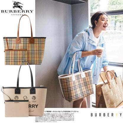 【BURBERRY】🔥雑誌掲載！ミディアム ロンドン トートバッグ💓日本人気上昇中↑↑↑今すぐ欲しい！