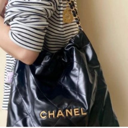 【24SS♪周りと差をつける】シャネル ☆ CHANEL22 ハンドバッグ